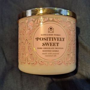 Positively sweet(dark chocolate truffles) candle by bath and body works